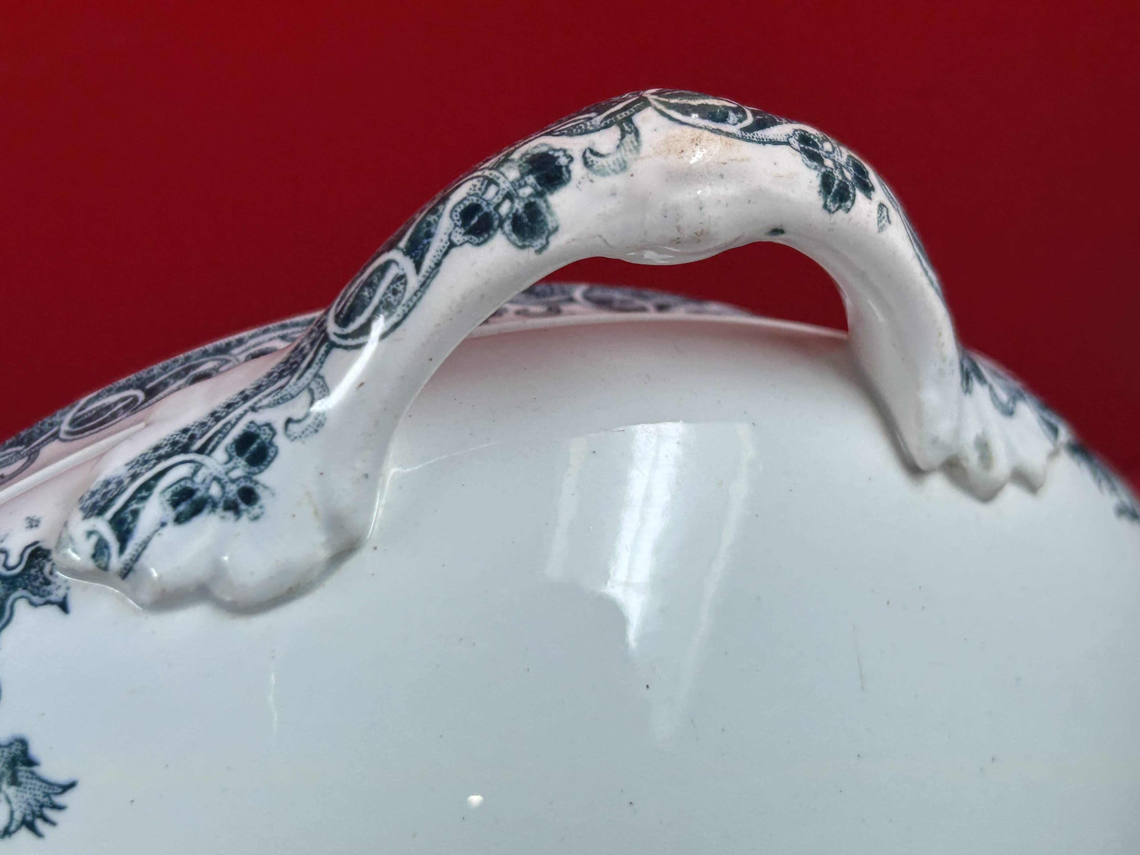 Soup tureen or vegetable dish Modern Style by Hamage Saint Amand