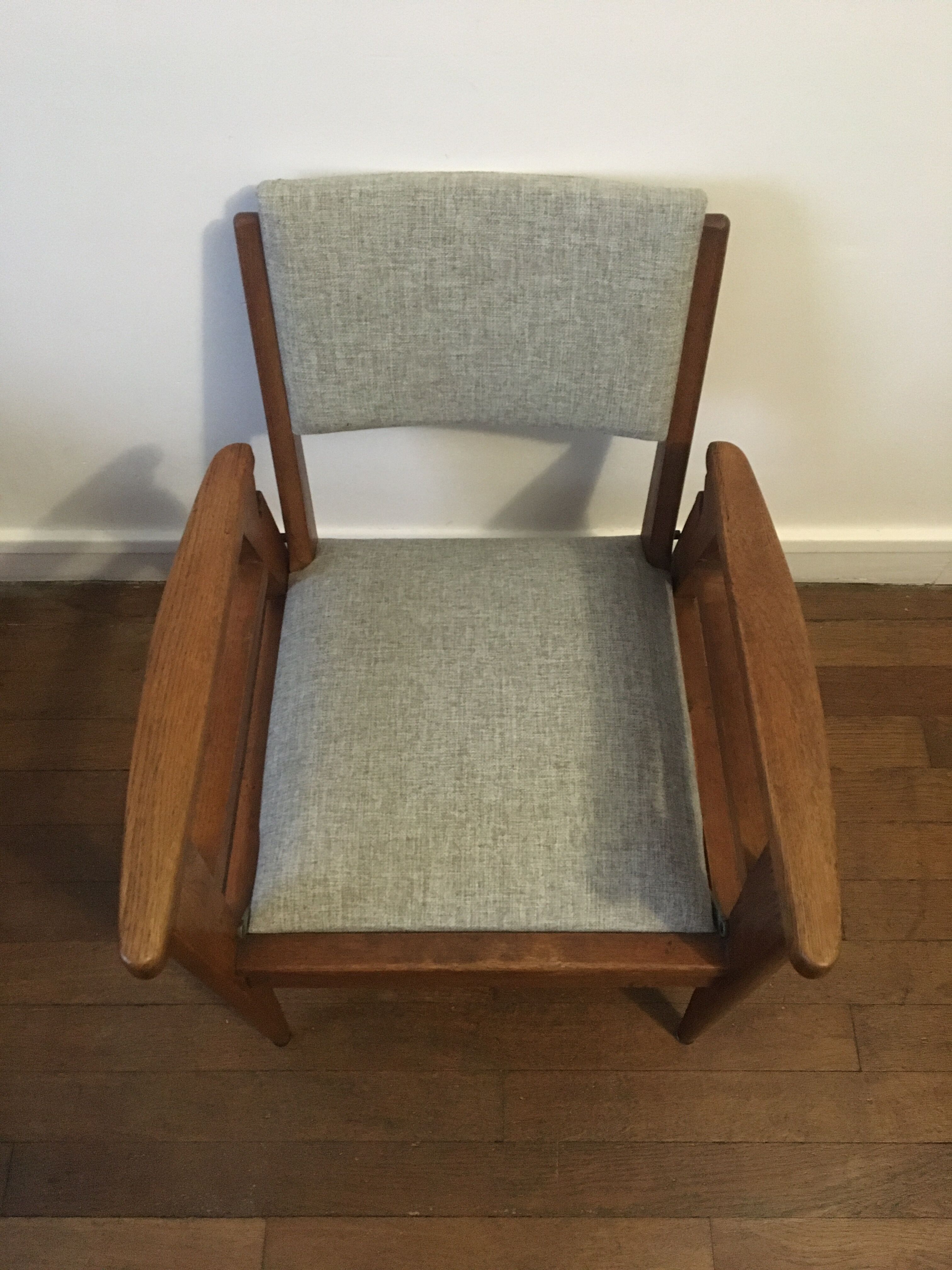 Armchair reconstruction 50s