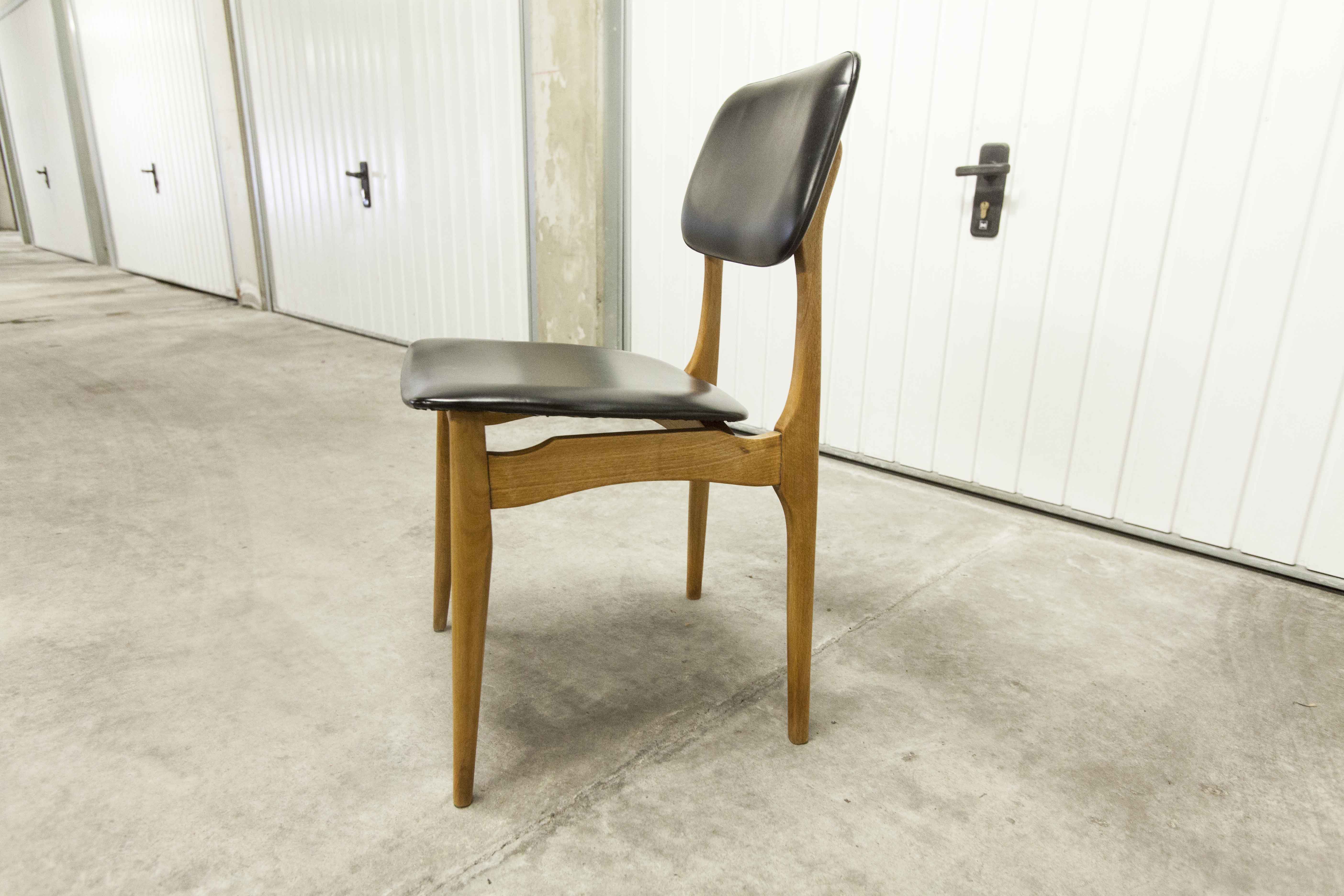 Scandinavian chair 1960 skai black