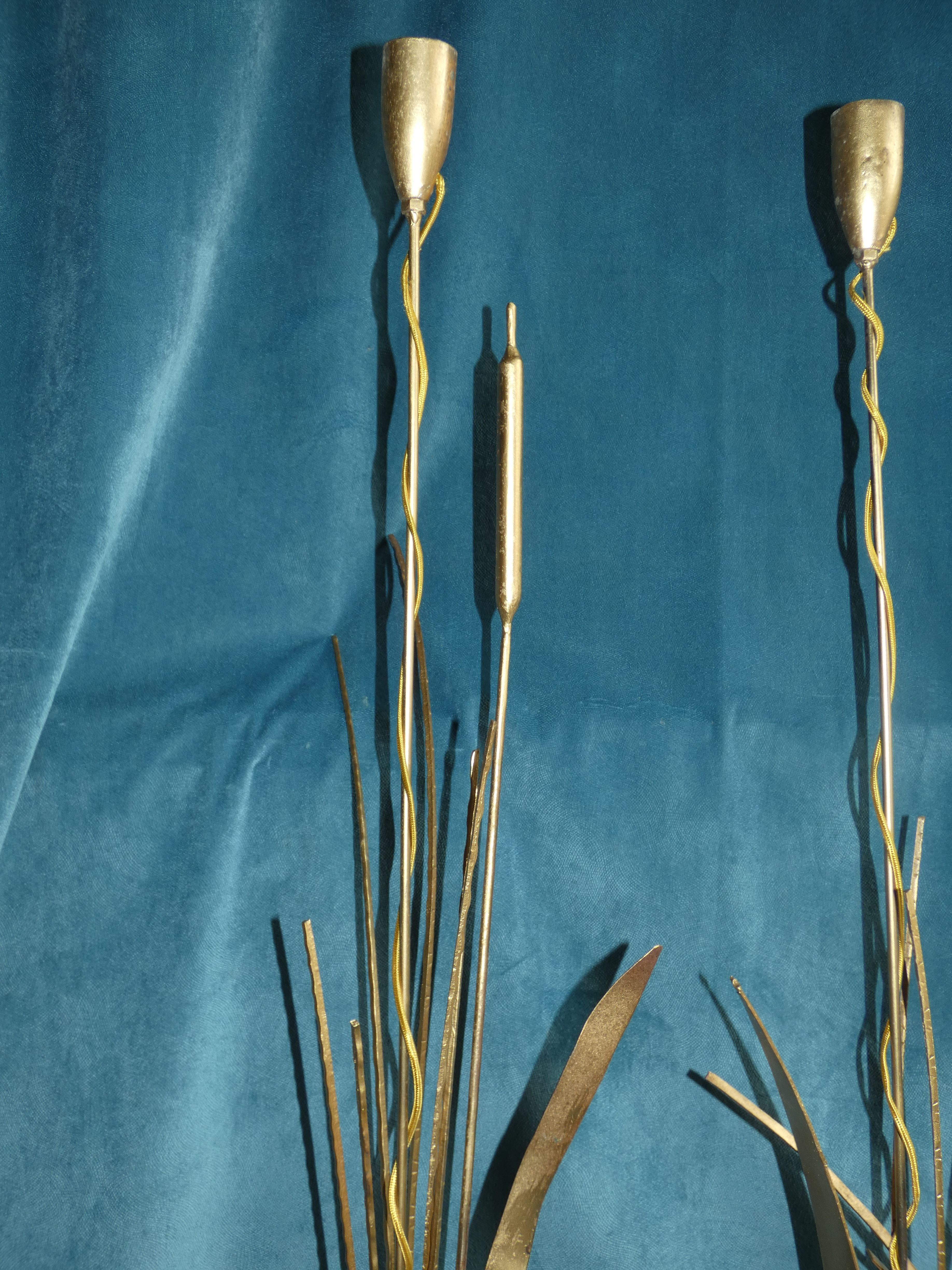 Pair of Golden Metal Lamps Reeds Work circa 1960 1970 Hollywood Regency