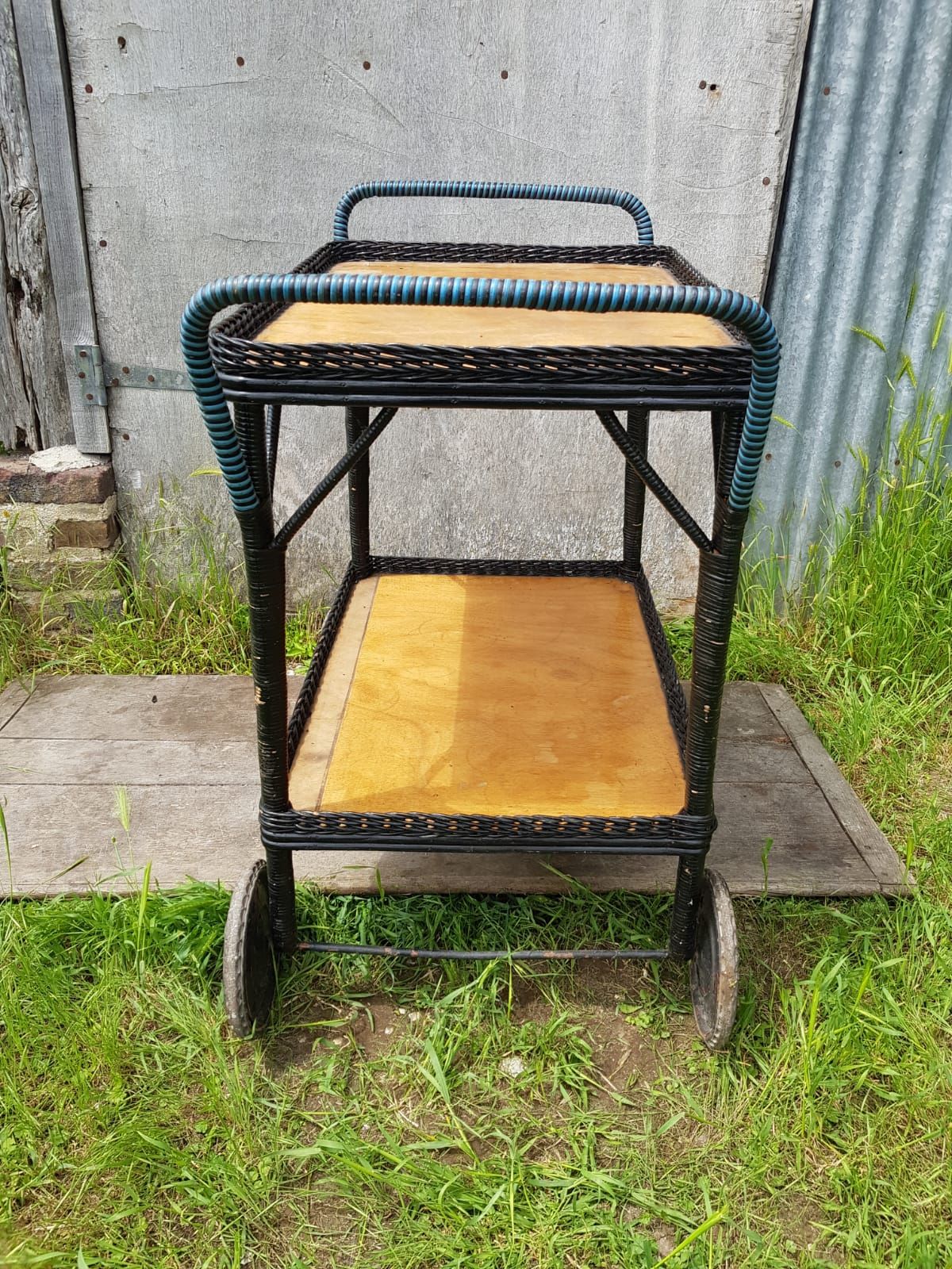Old service servant rattan & scoubidou on wheels metal + wood trays