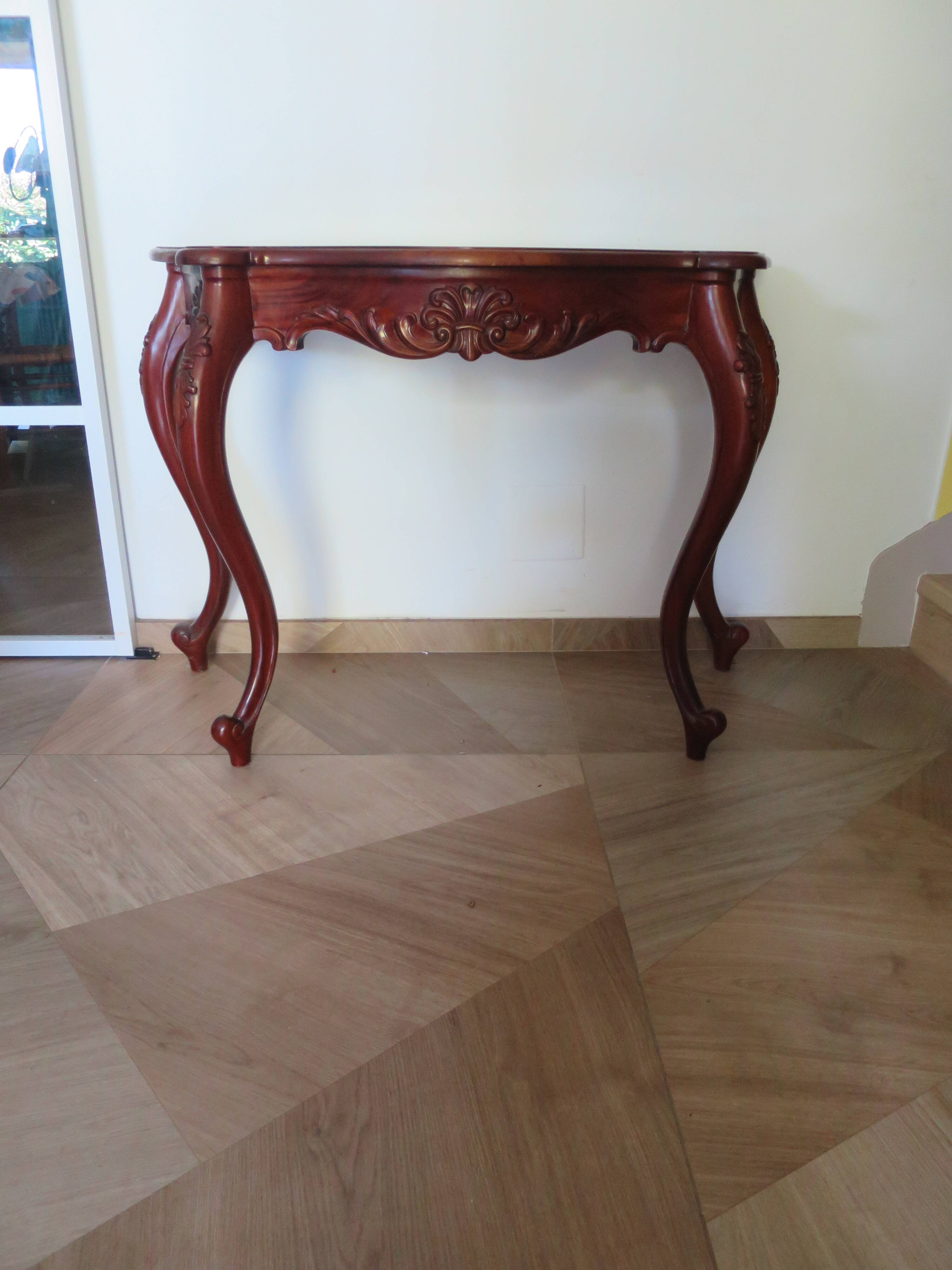 Console with curved legs - mahogany - Louis XV style - carved wood