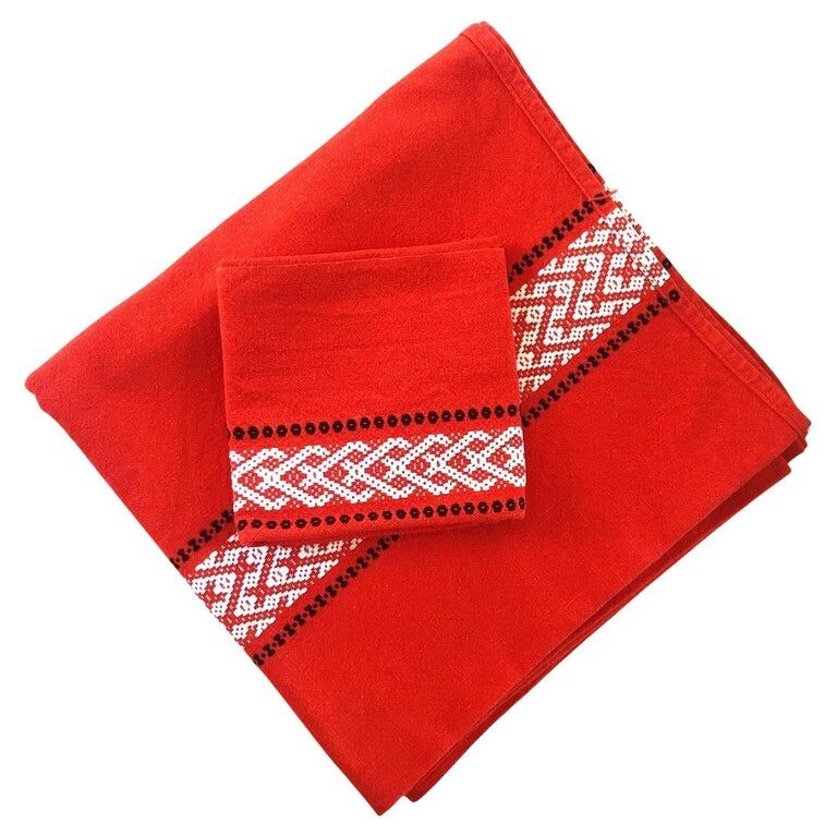 Set de nappe et 6 serviettes de table Linge de coton basque ancien France 1950