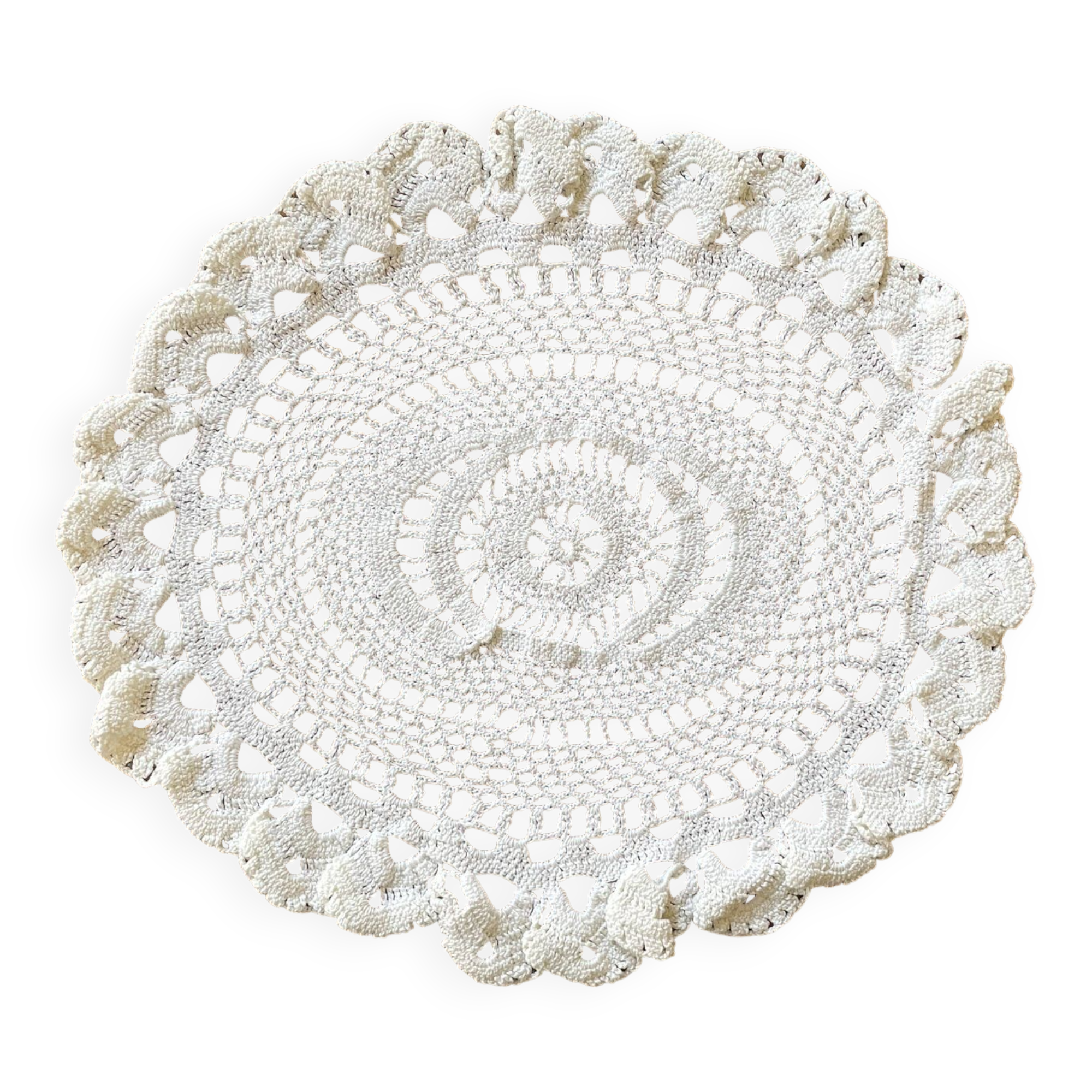 1 crochet doily, oval, old vintage
