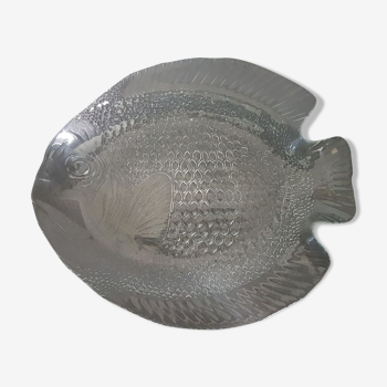 Transparent glass fish dish