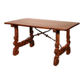 Spanish Renaissance Table In Blond Walnut - 17th Century