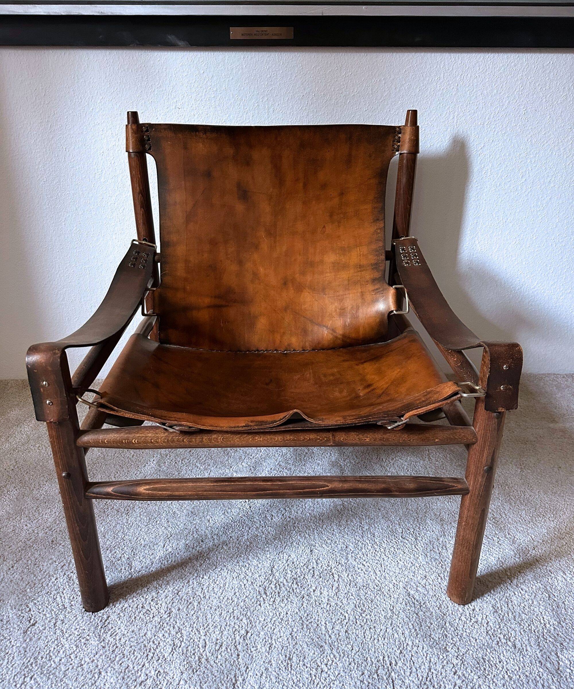 Buffalo Leather 'Safari' Armchair