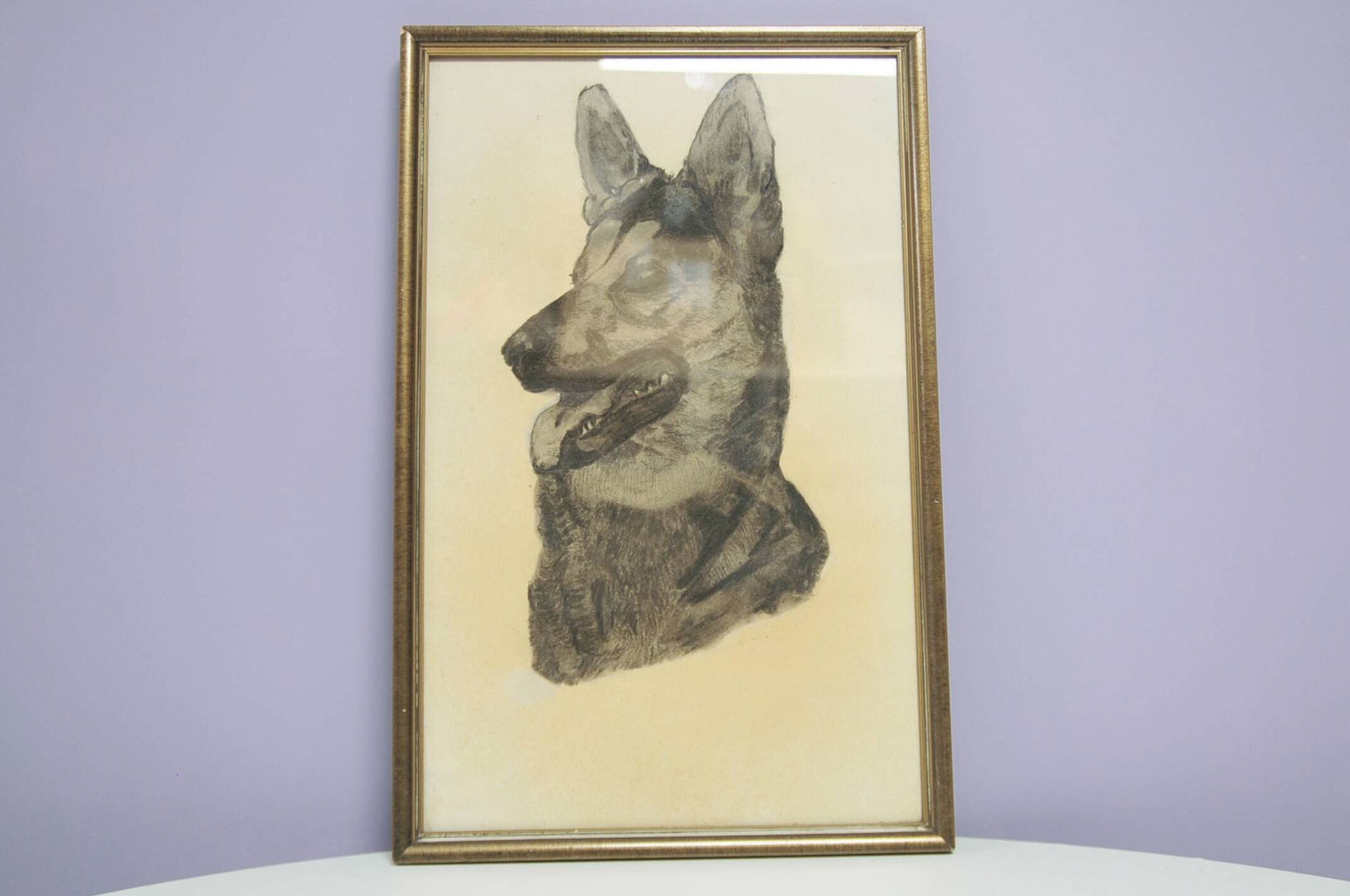 Golden frame with drawing of shepherd