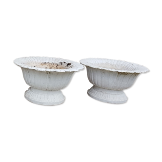 Old set of 2 flower pots in beton