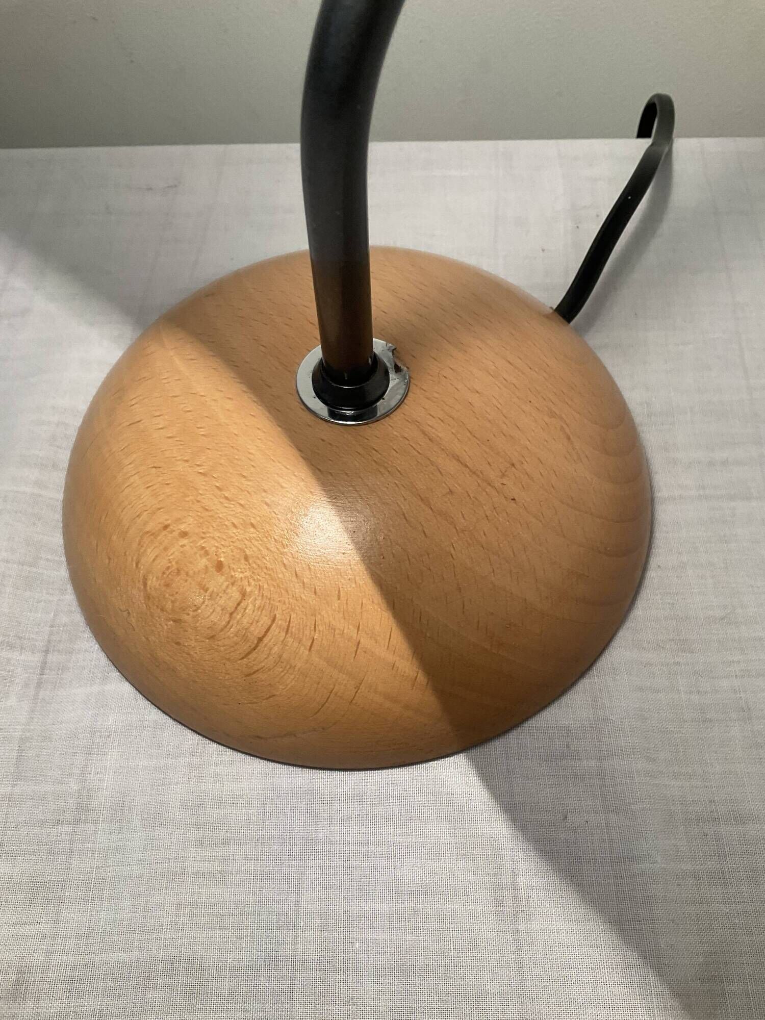 Vintage lamp from the 80s in wood and metal