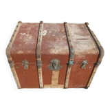 Trunk solid wood box with patinated fabrics storage