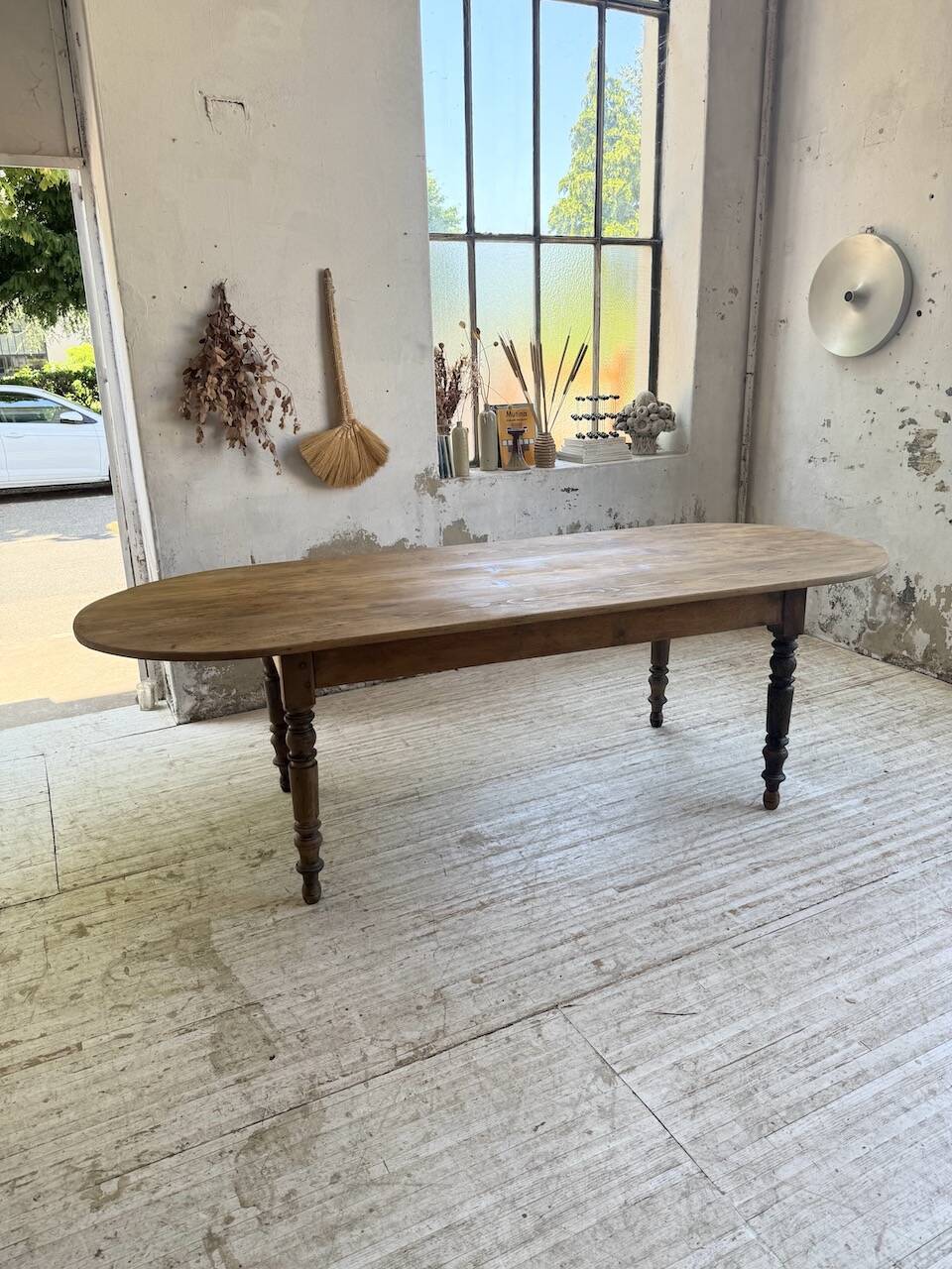 Oval farmhouse table 250cm pine
