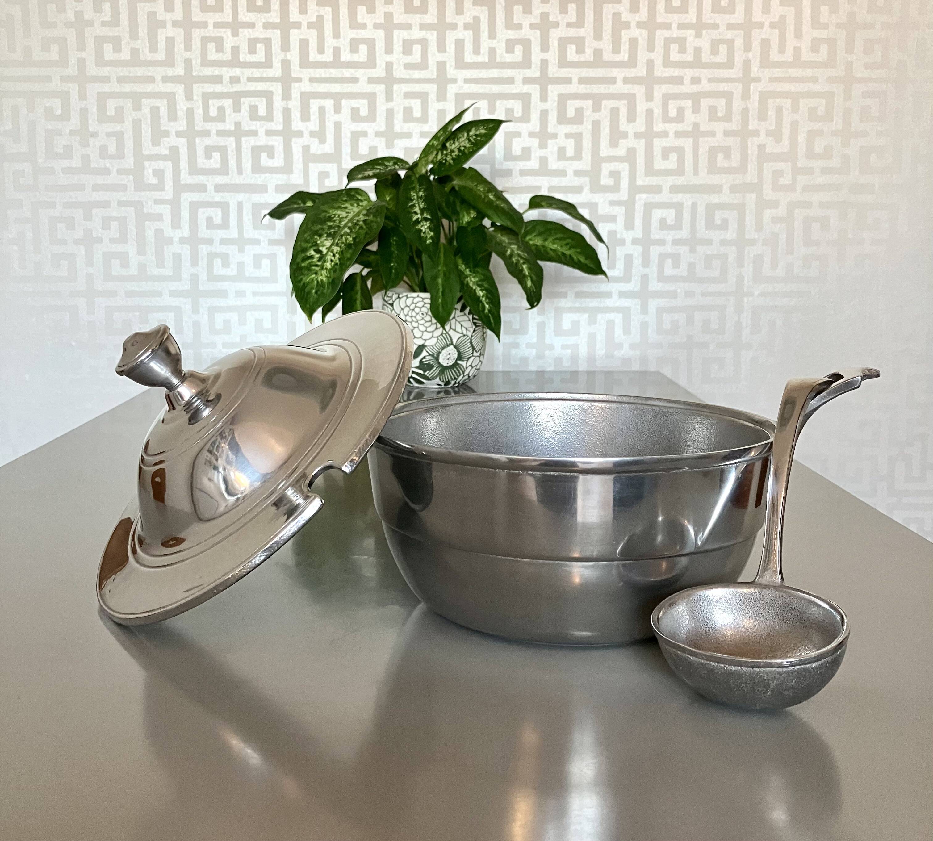 Wilton Armetale metal tureen