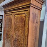 Armoire en ronce de noyer, 2 portes, 2 tiroirs
