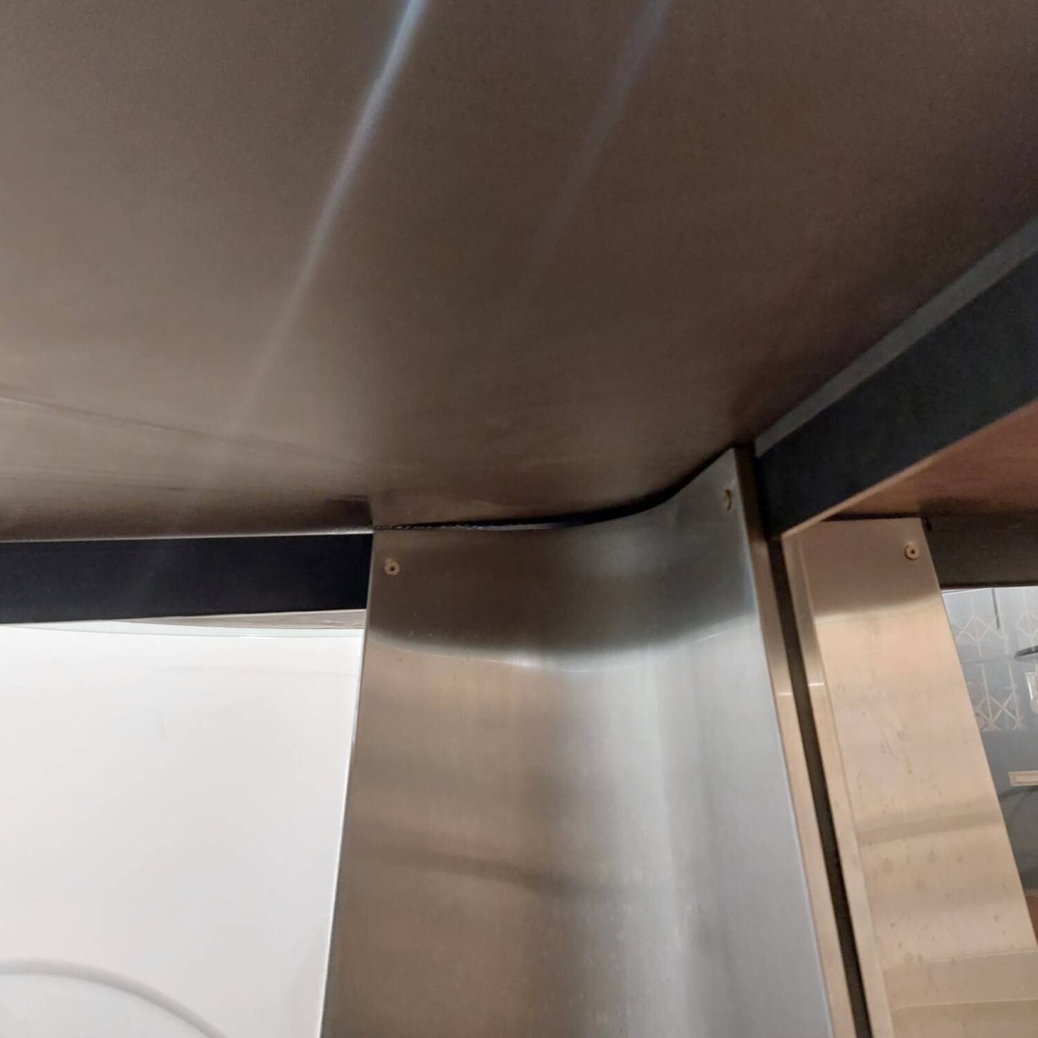 Luigi Saccardo round dining table