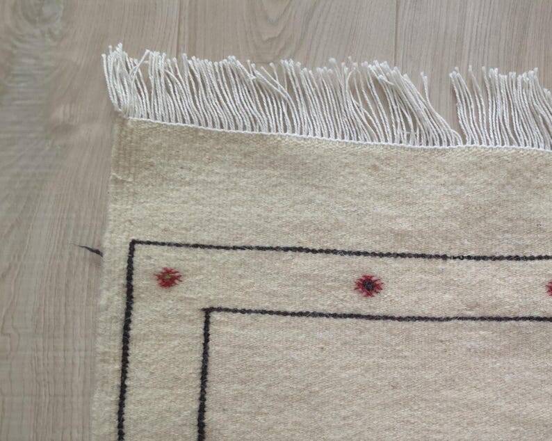 Handwoven Moroccan Berber rug 150/250cm