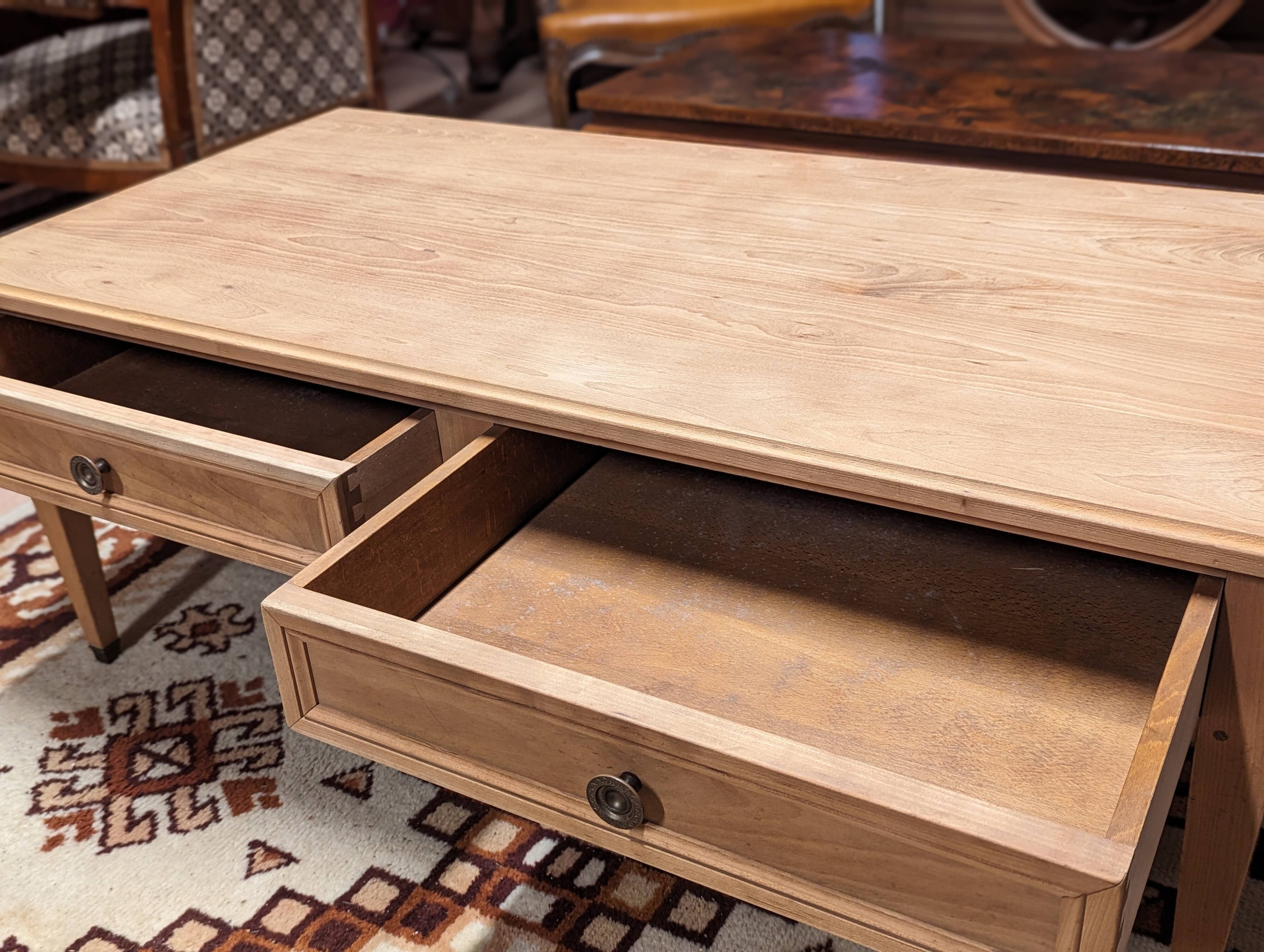 Aerogummed directoire coffee table