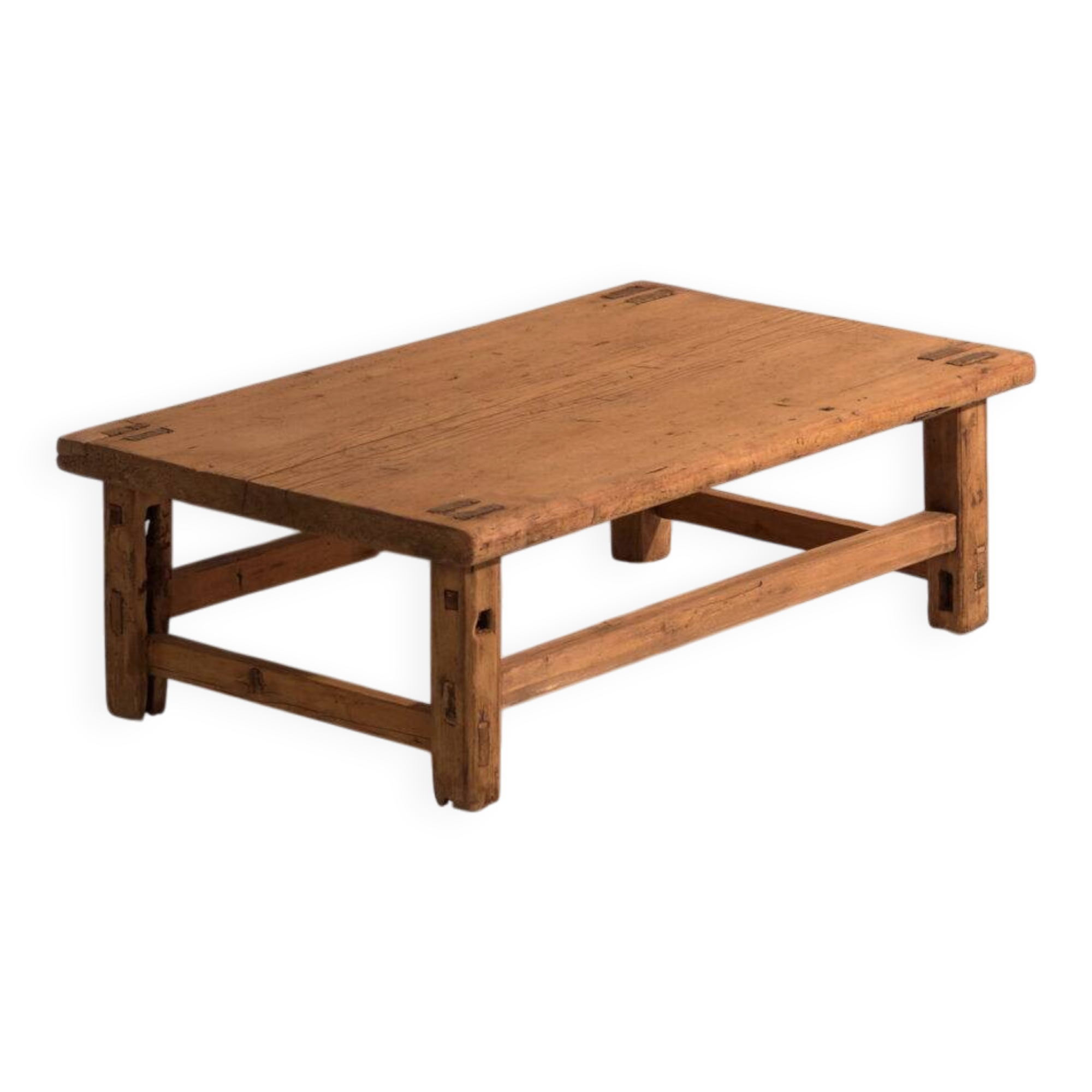 Table basse ancienne en bois de pin – Chine, vers 1890