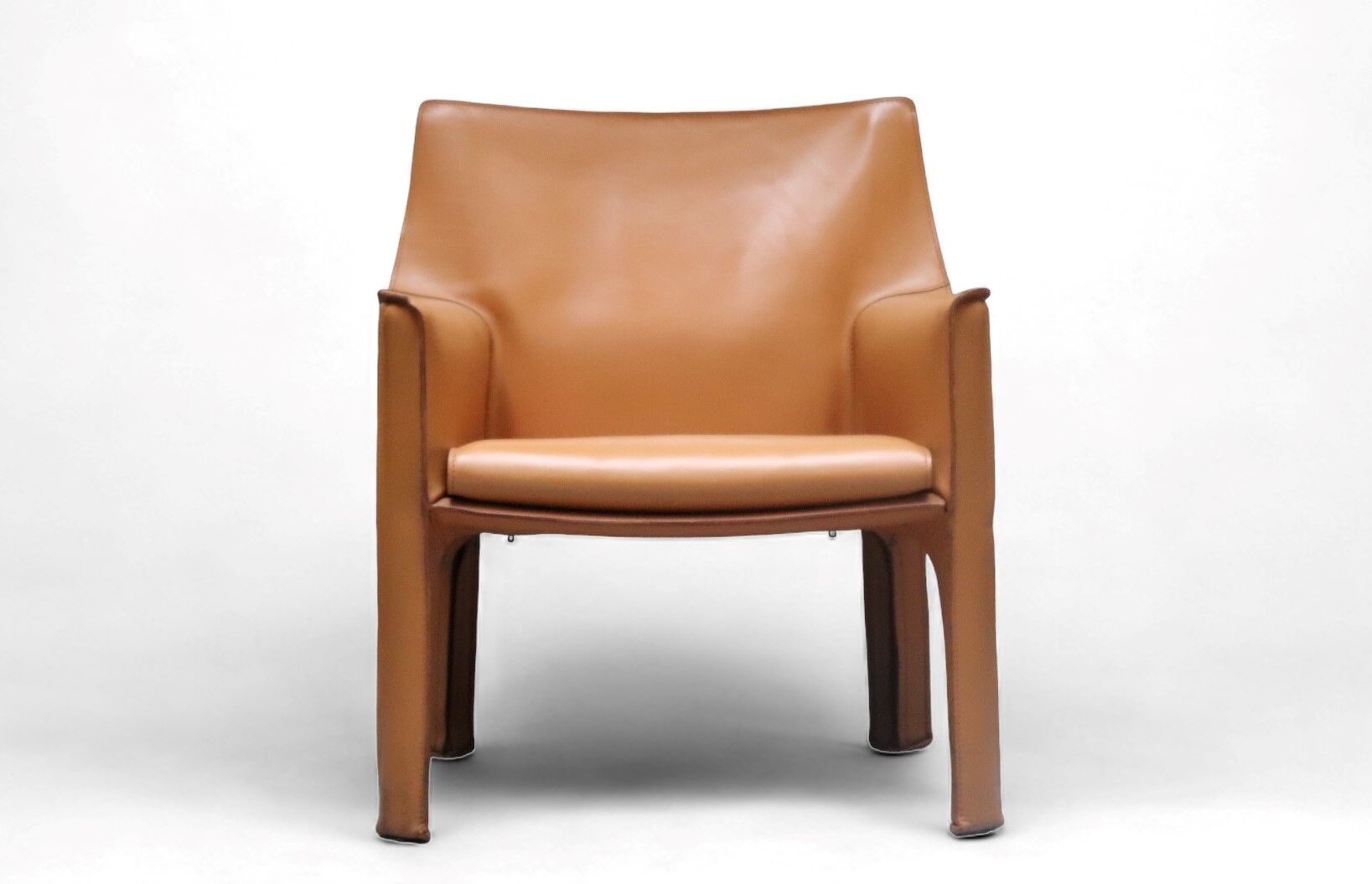 CAB 414 easy chair design by Mario Bellini, Cassina