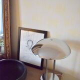 Chrome saucer lamp