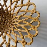 Pichon uzes large woven basket