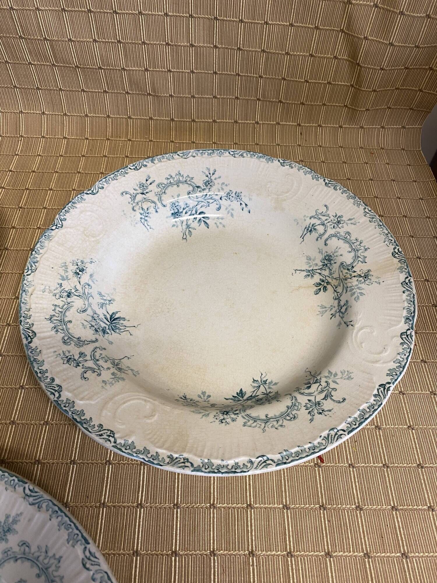 5 flat plates H.BOULENGER and cie Terre de fer, choisy le roi VILLARS