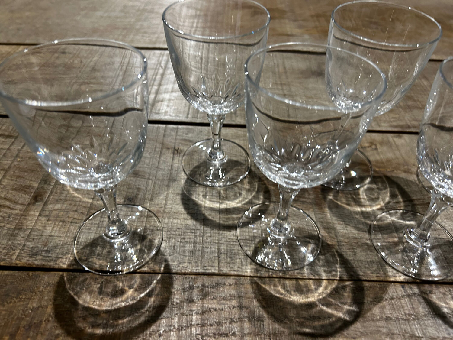 Set of 7 crystal glasses