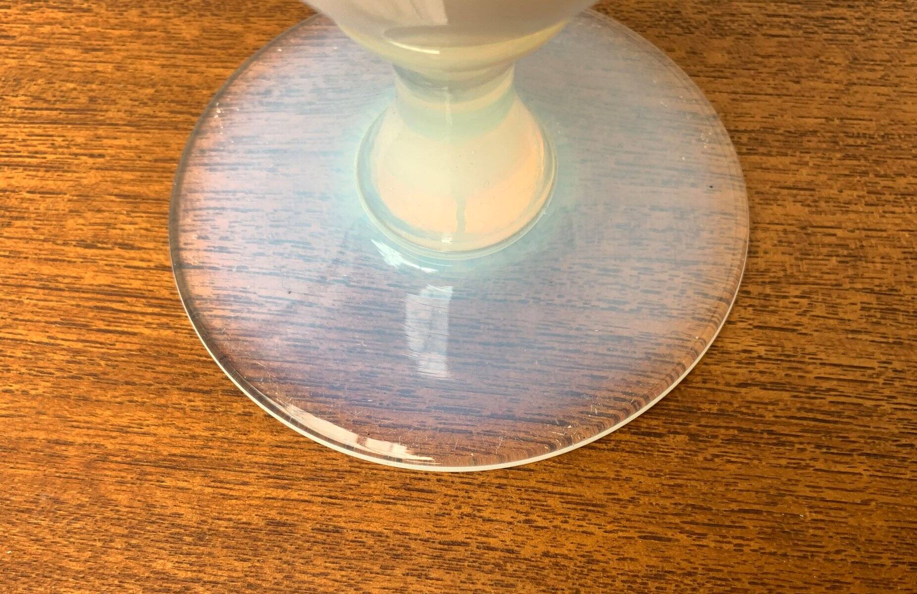 French opaline glass table lamp from the mid-century Sèvres, 1960s.