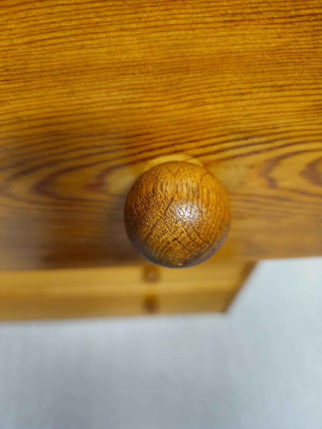 Vintage pine chest of drawers 1980