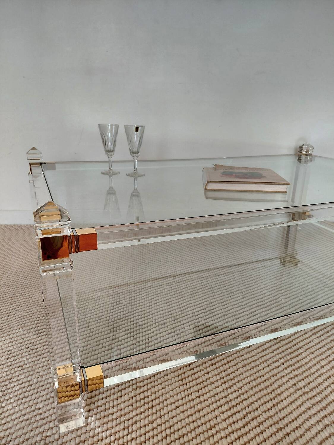 Table XL Laiton massif et Plexiglas-Style Jansen 1970