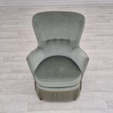 Fauteuil danois des années 1970, état d'origine, tissu d'ameublement velours, pieds en hêtre.