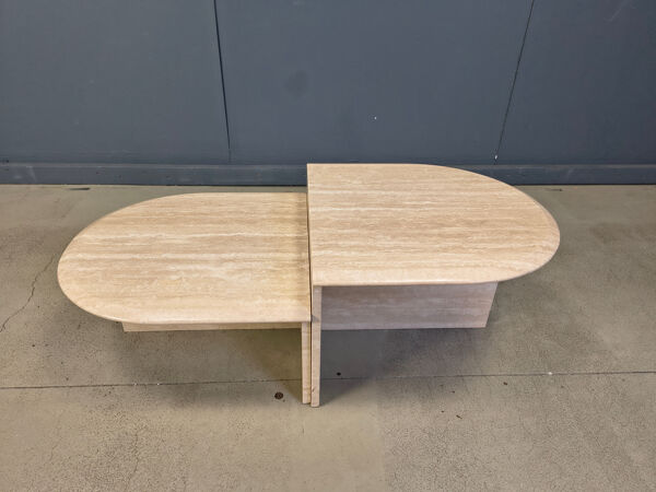 Paire de tables basses en travertin vintage ou tables d'appoint, années 1970.