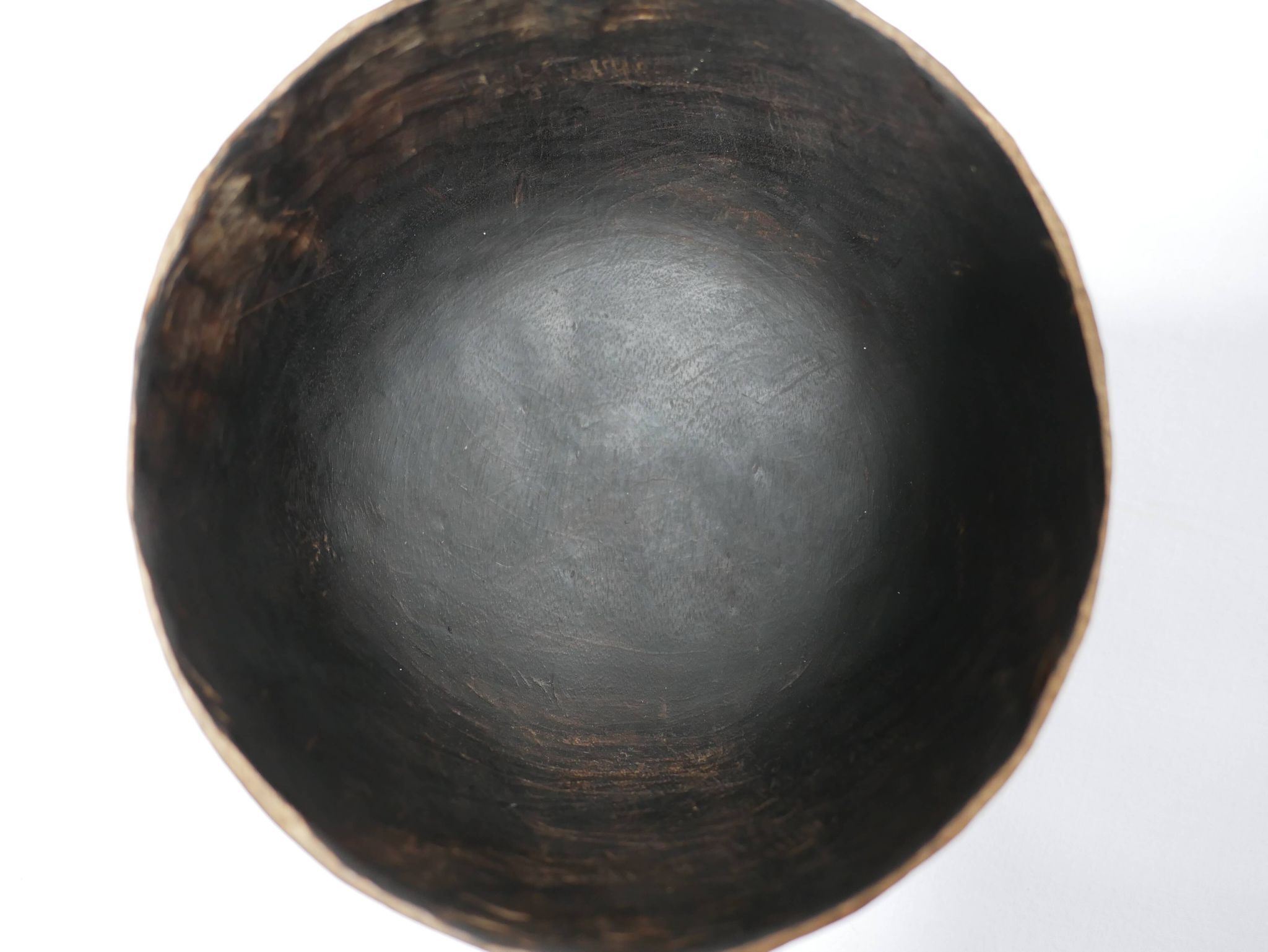 Bol africain ancien en bois