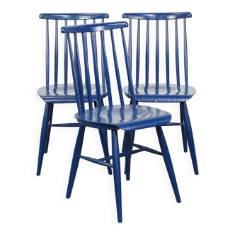 Lot de 3 belles chaises de salle à manger/chaises à fuseaux en bois bleu vintage des années 1960