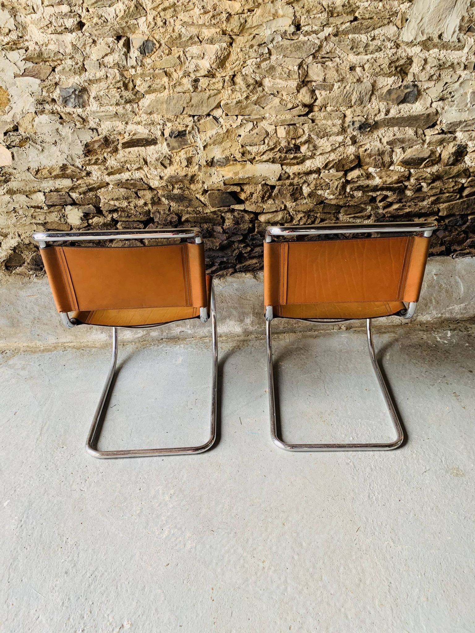 2 chairs MR10 by Ludwig Mies Van Der Rohe for Fasem, 1980