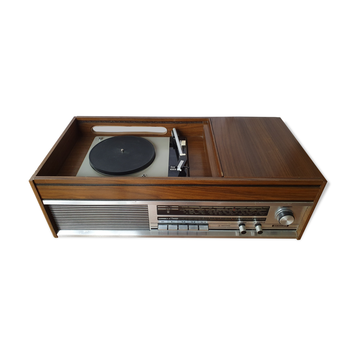 Combined vinyl platinum and vintage radio Grundig