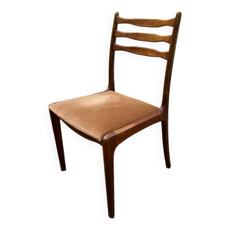 SOS Scandinavian chair