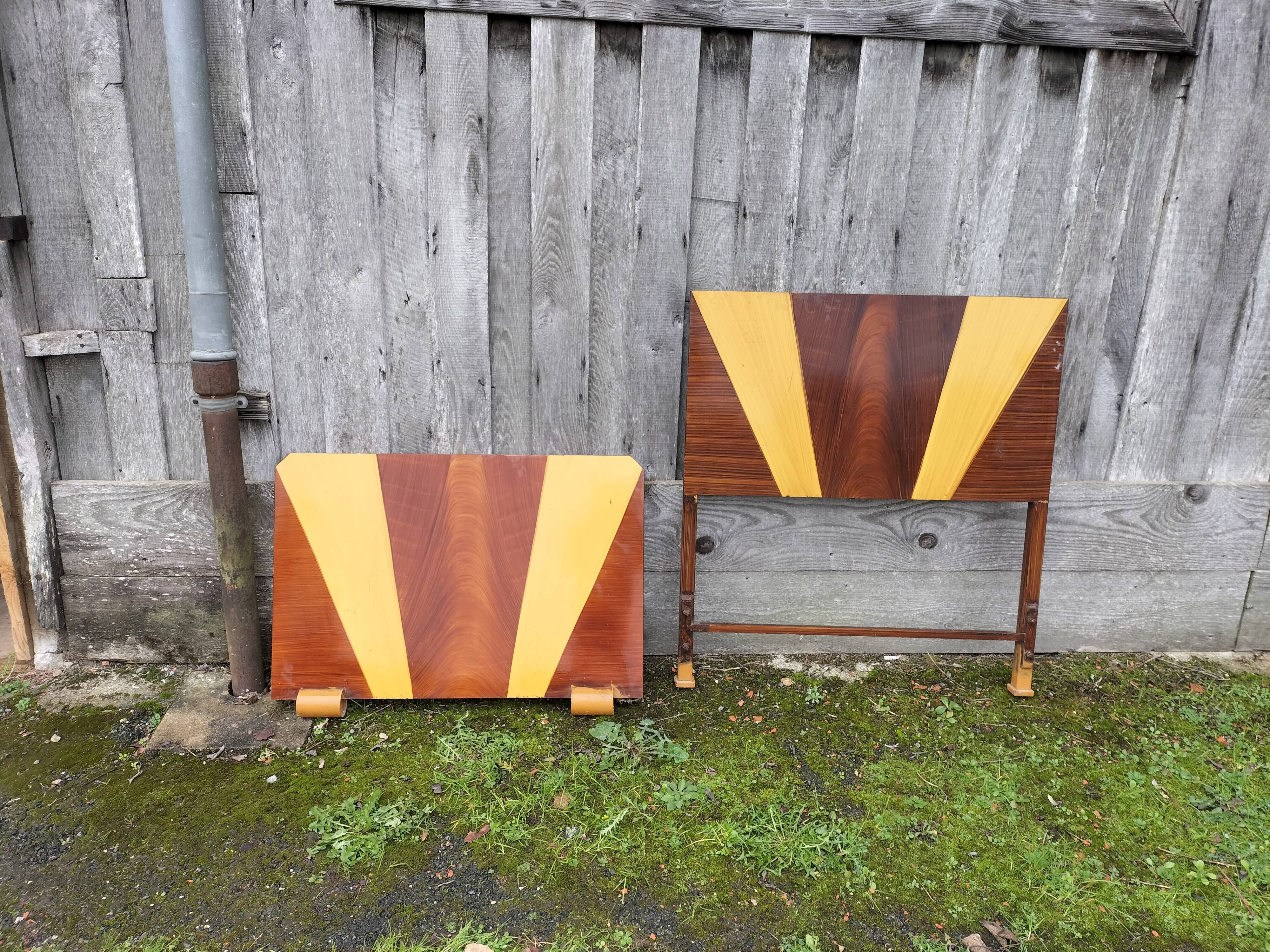 1 place art deco metal bed