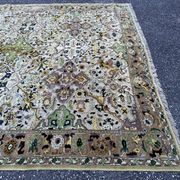 French Janus Lily Point Rug
