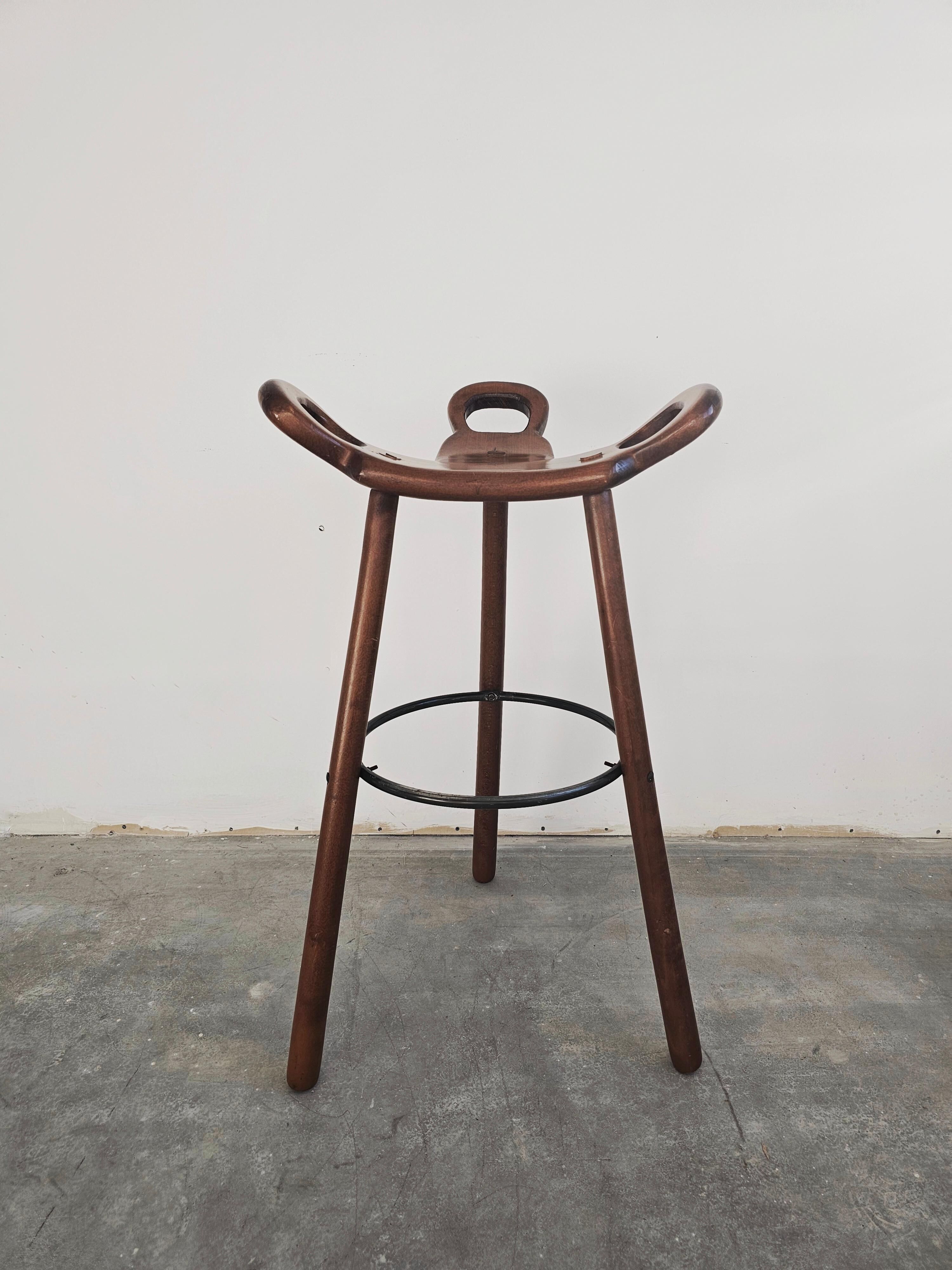 Brutalist bar stool "Marbella" in solid oak