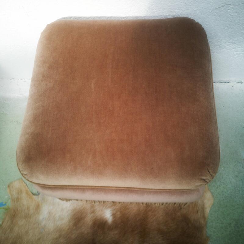 Vintage velvet pouf