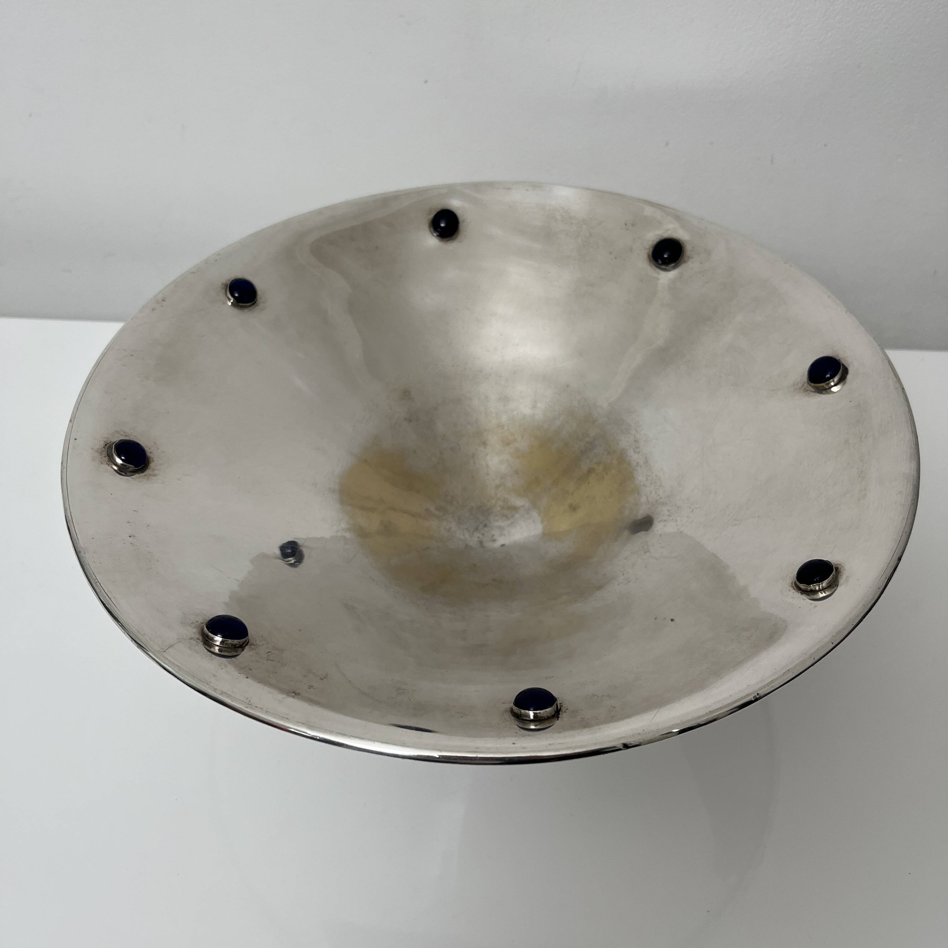 Fruit bowl centerpiece silver metal cabochon