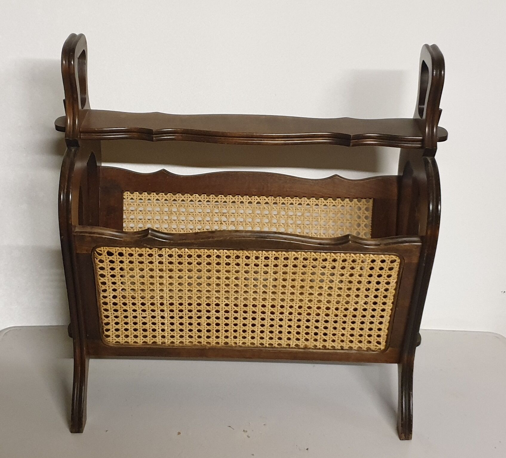 Vintage magazine rack 60
