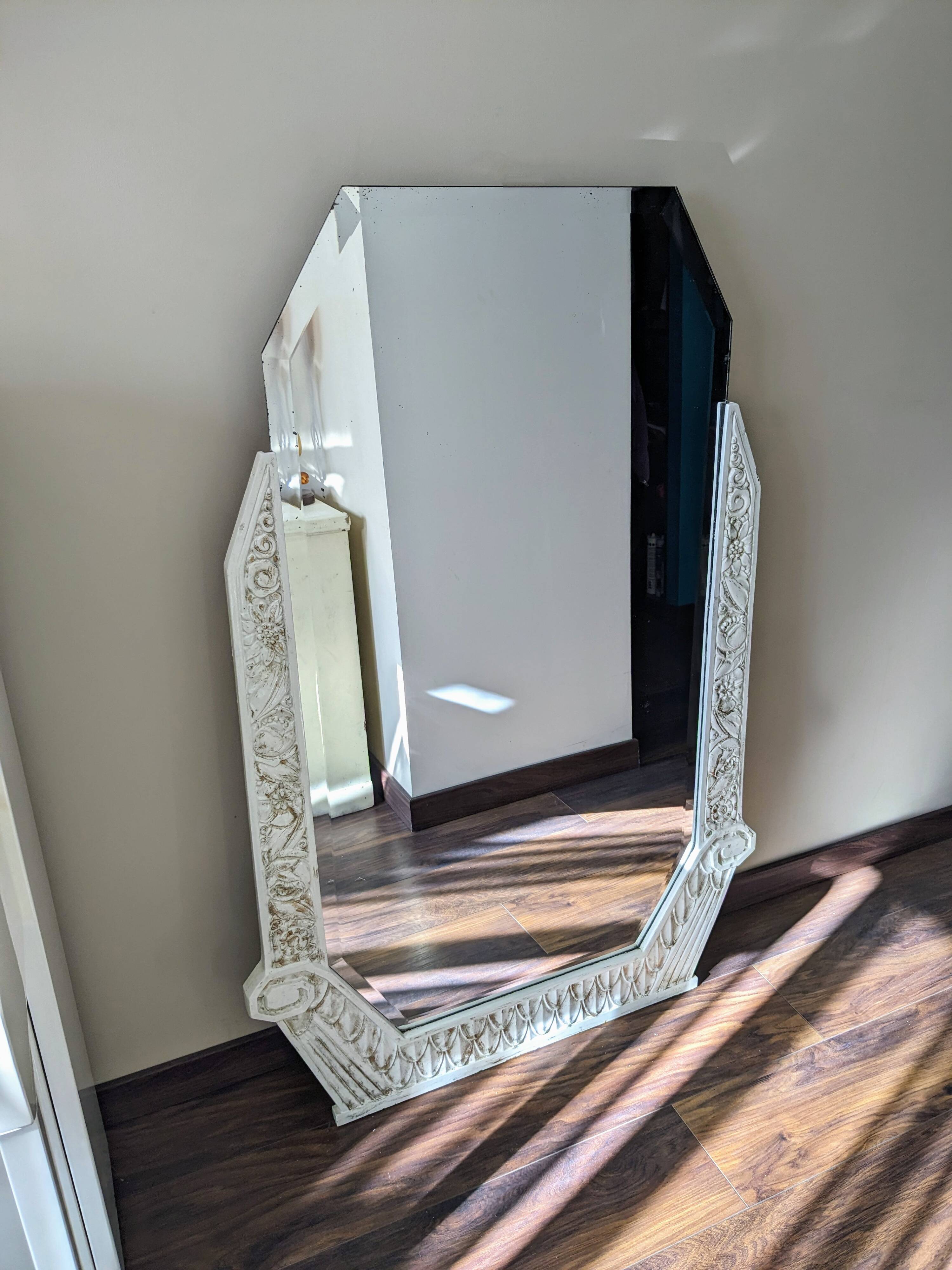 Hexagonal art deco mirror 131 x 88 cm