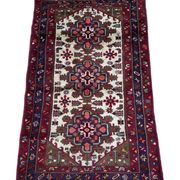 Tapis persan fait main 160cm x 100cm