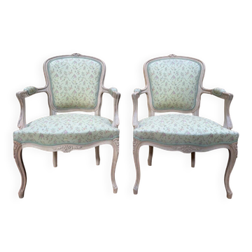 Pair of cabriolet armchairs – Louis XV style – Air-blasted beech – Velvet fabric