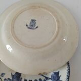 Duo of Gien plates, Groseilles model