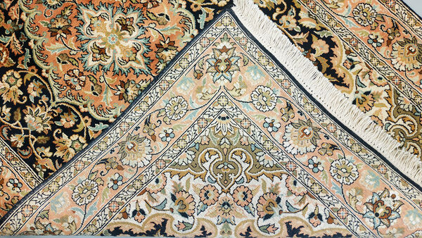 Tapis d'Orient ''Cachemire'' soie 150 X 100 cm