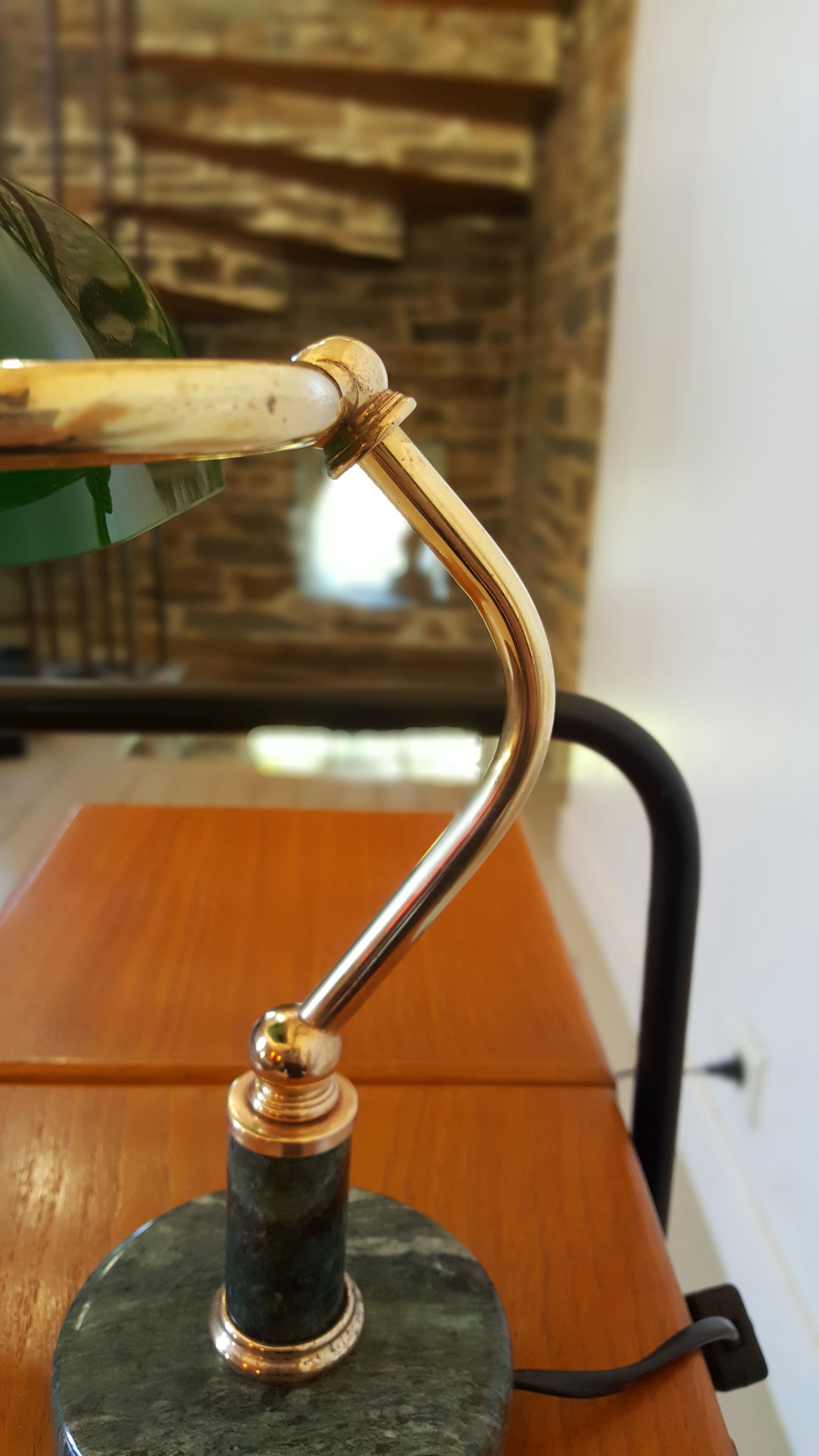Lampe de banquier ou lampe de notaire en opaline verte