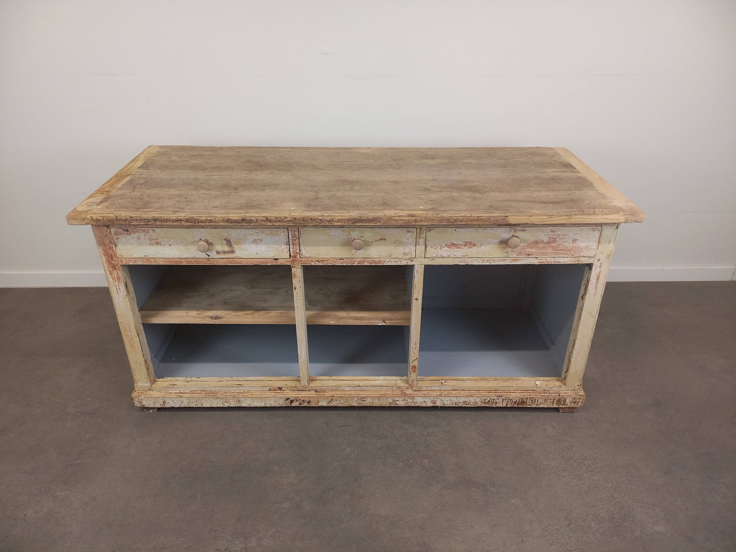 Weathered store bank